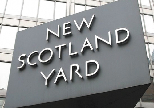 New_Scotland_Yard sign